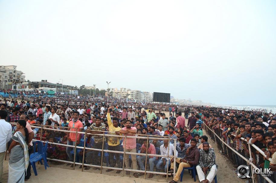 Sarrainodu-Movie-Audio-Celebrations